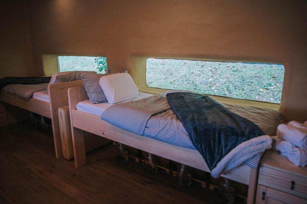 Sleeping With Bees - Tourist Farm Muha Leilighet Grosuplje Eksteriør bilde